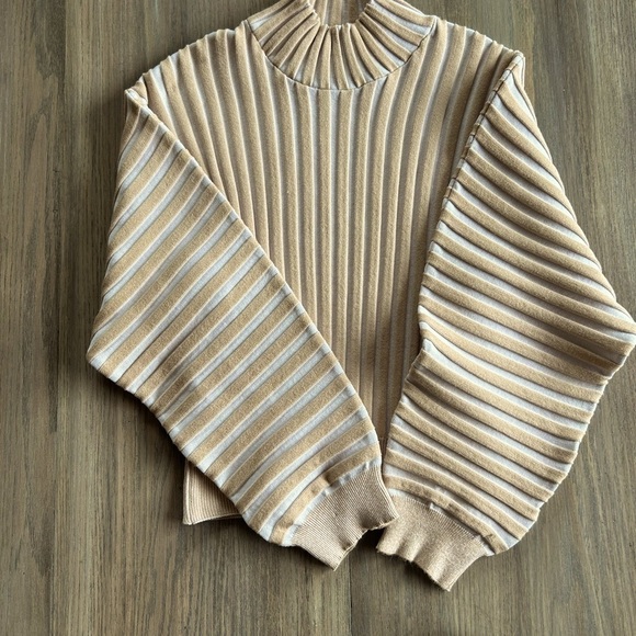 Free People Boho Chic Mad Chill Beige Cream Striped Ribbed Mock Turtleneck Sz Sm - Picture 16 of 16